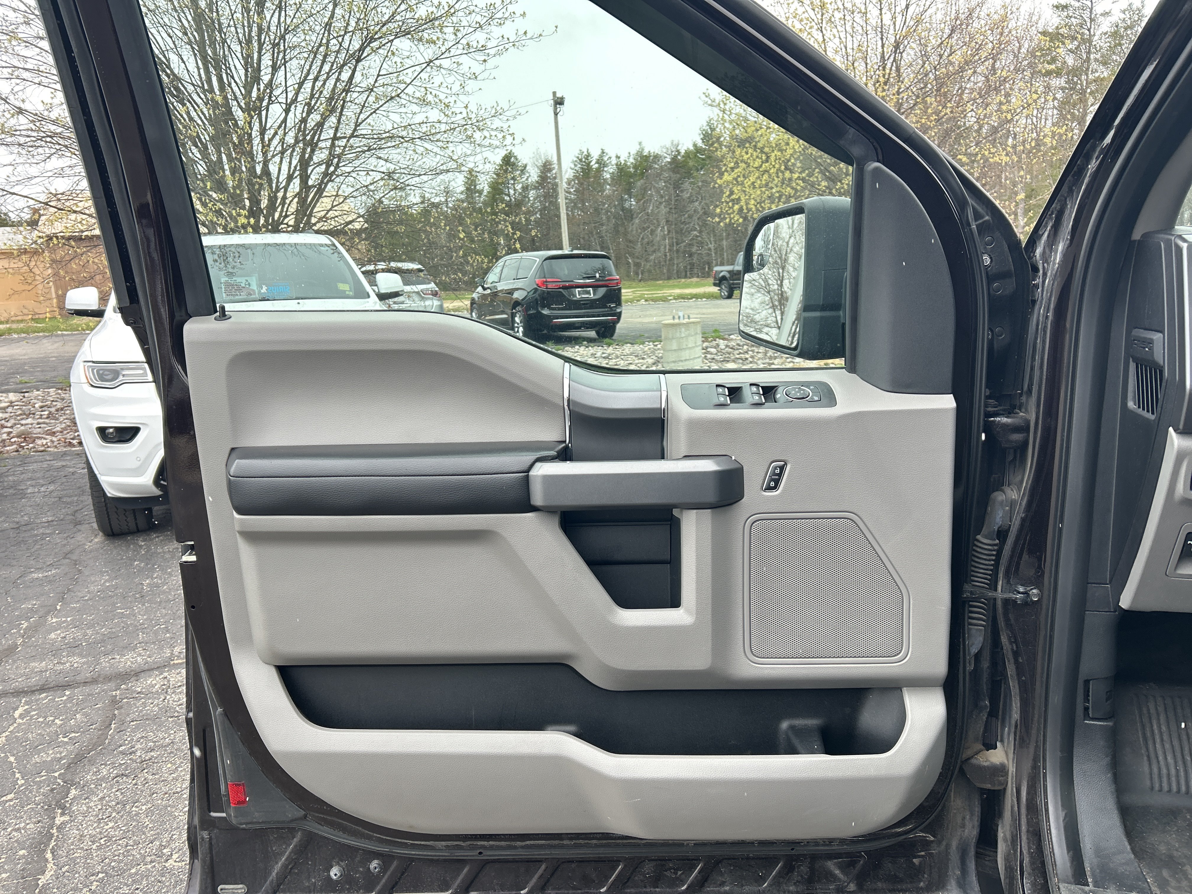Used 2018 Ford F150 XLT w/ XTR Package AWD/4WD image 15