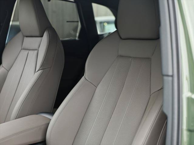 Certified 2025 Audi Q5 Premium Plus w/ Premium Plus AWD/4WD image 21