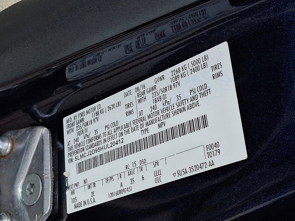 Used 2017 Lincoln MKC Select w/ Select Plus Package image 28