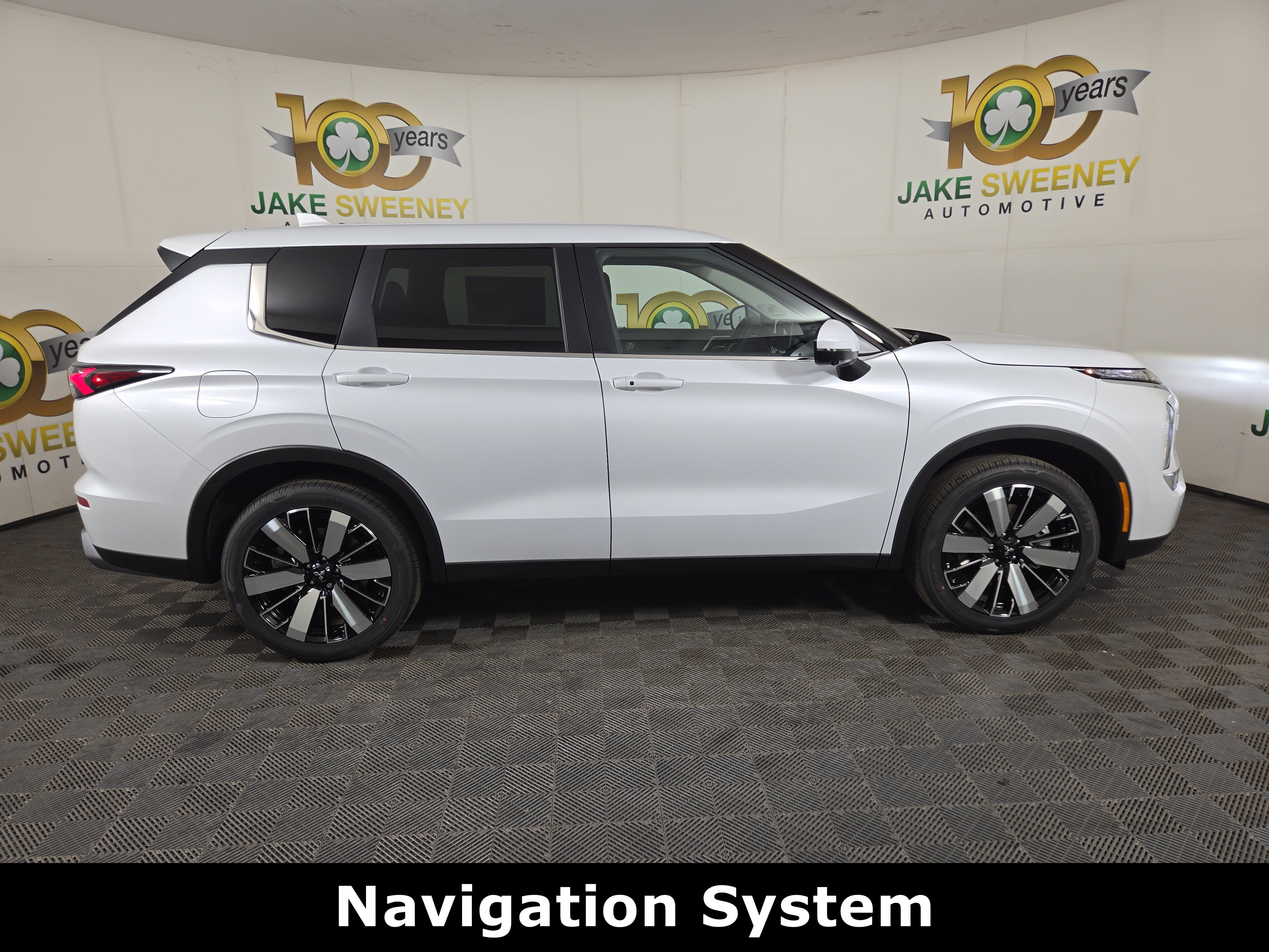 New 2026 Mitsubishi Outlander SE AWD/4WD image 8