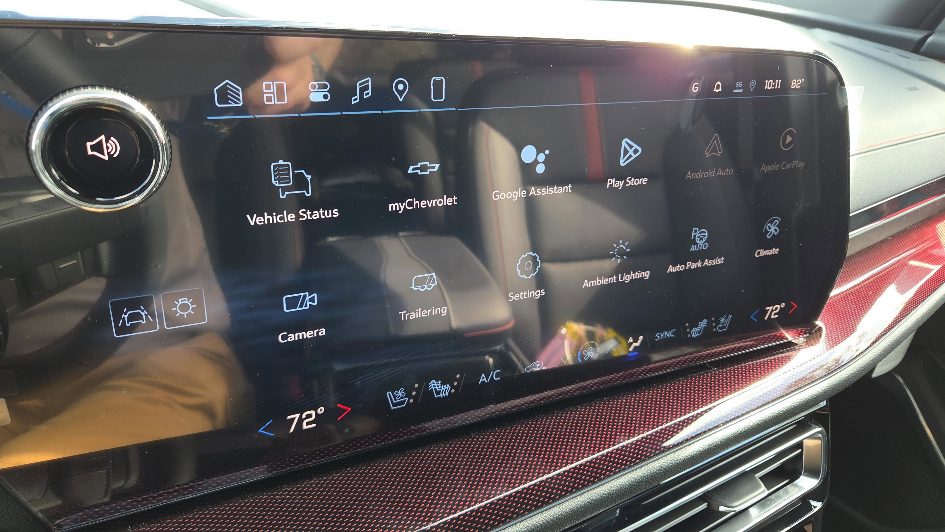 New 2026 Chevrolet Traverse RS w/ LPO, Floor Liner Package image 20