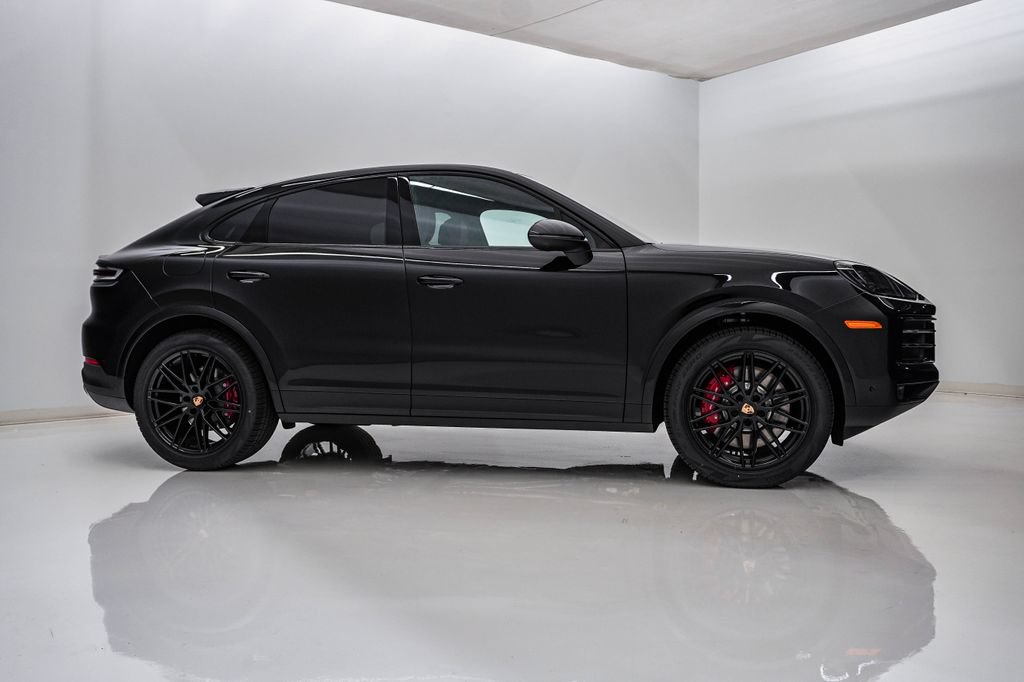 New 2026 Porsche Cayenne S AWD/4WD image 9