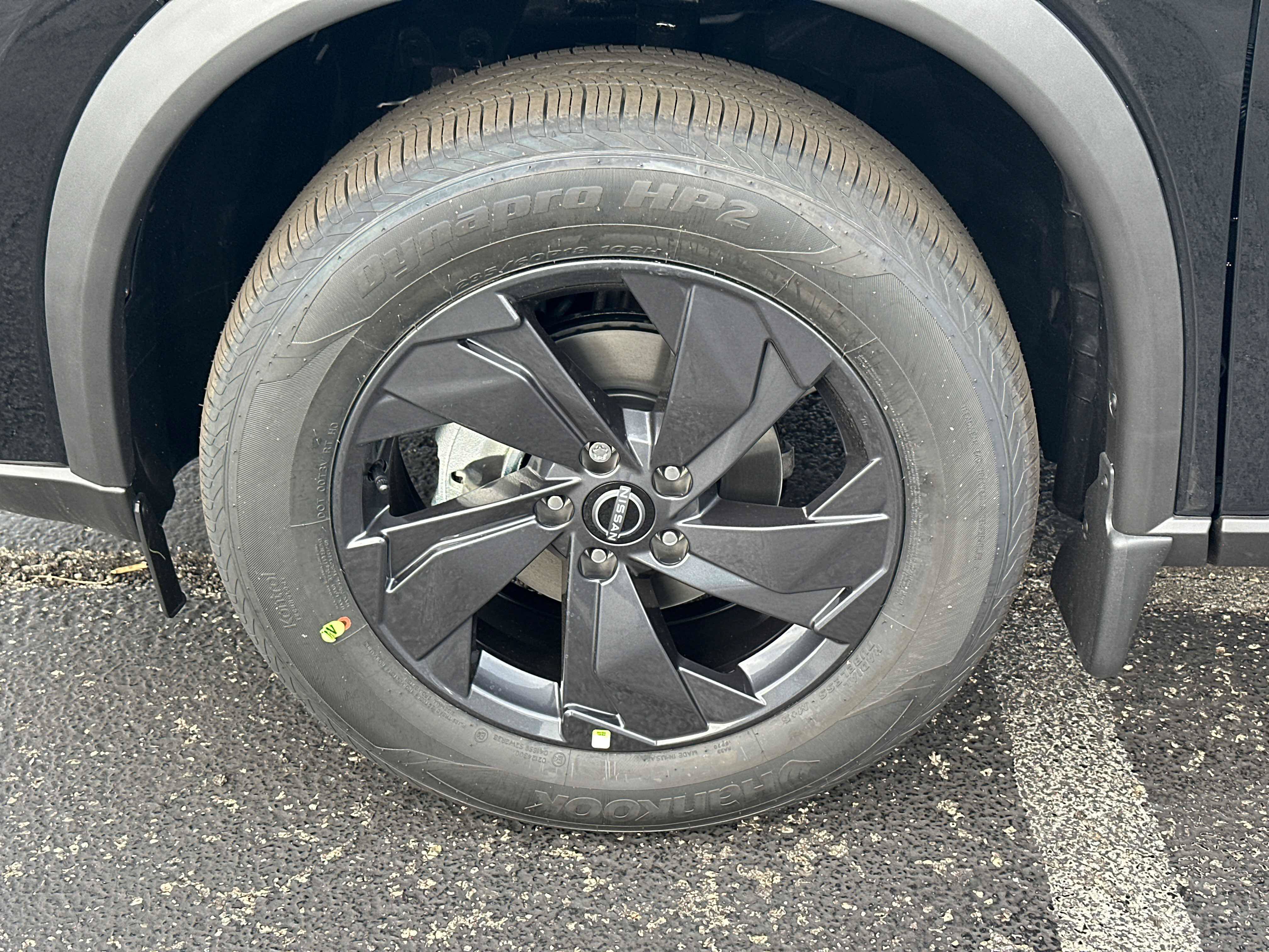 New 2026 Nissan Rogue SV w/ Cold Weather Package AWD/4WD image 9