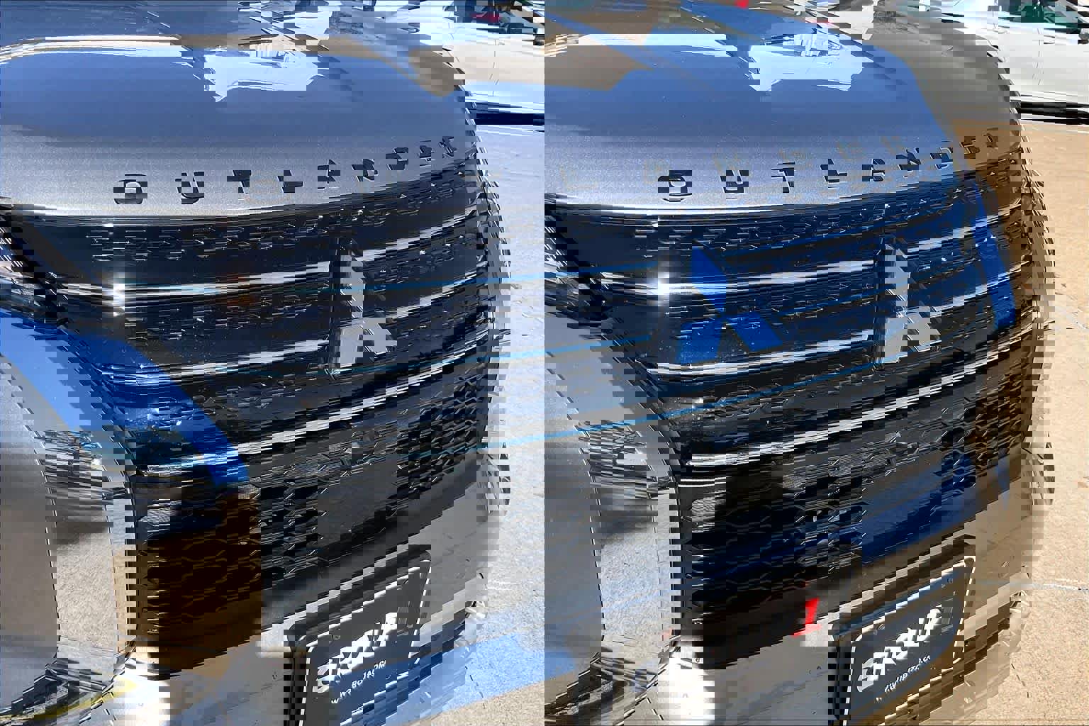 Used 2023 Mitsubishi Outlander SEL image 55