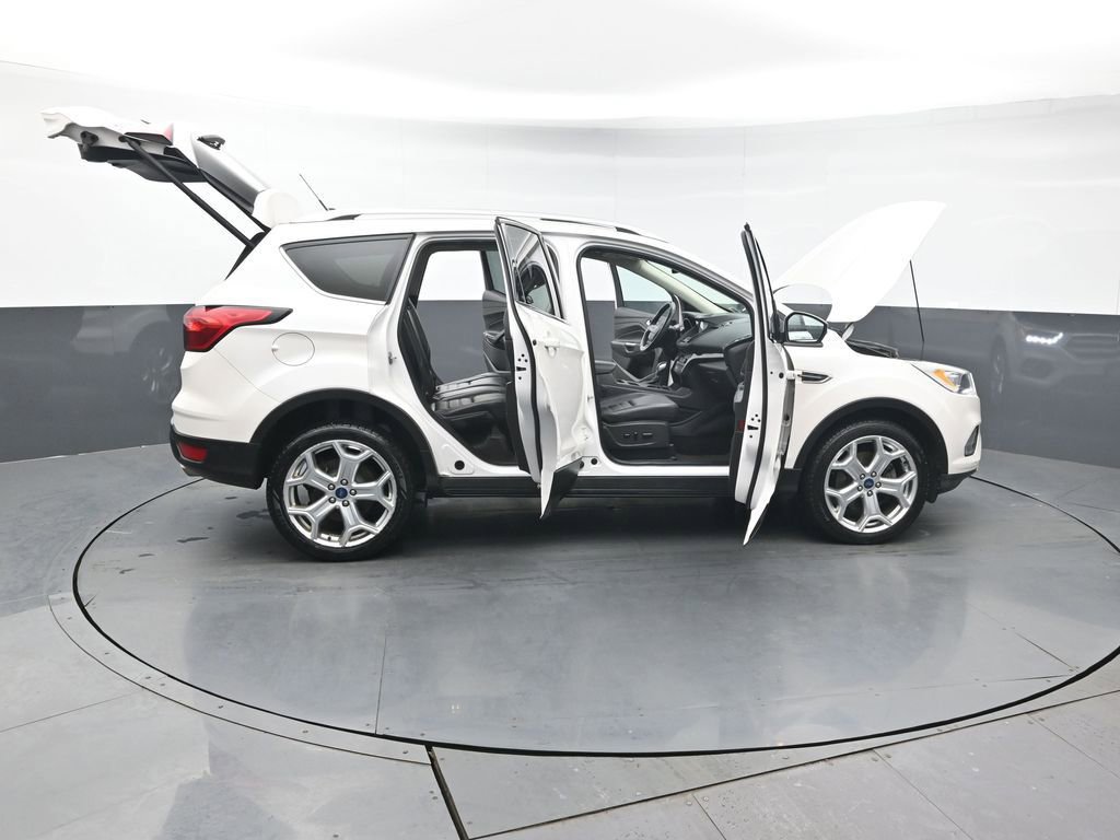 Used 2019 Ford Escape Titanium image 55