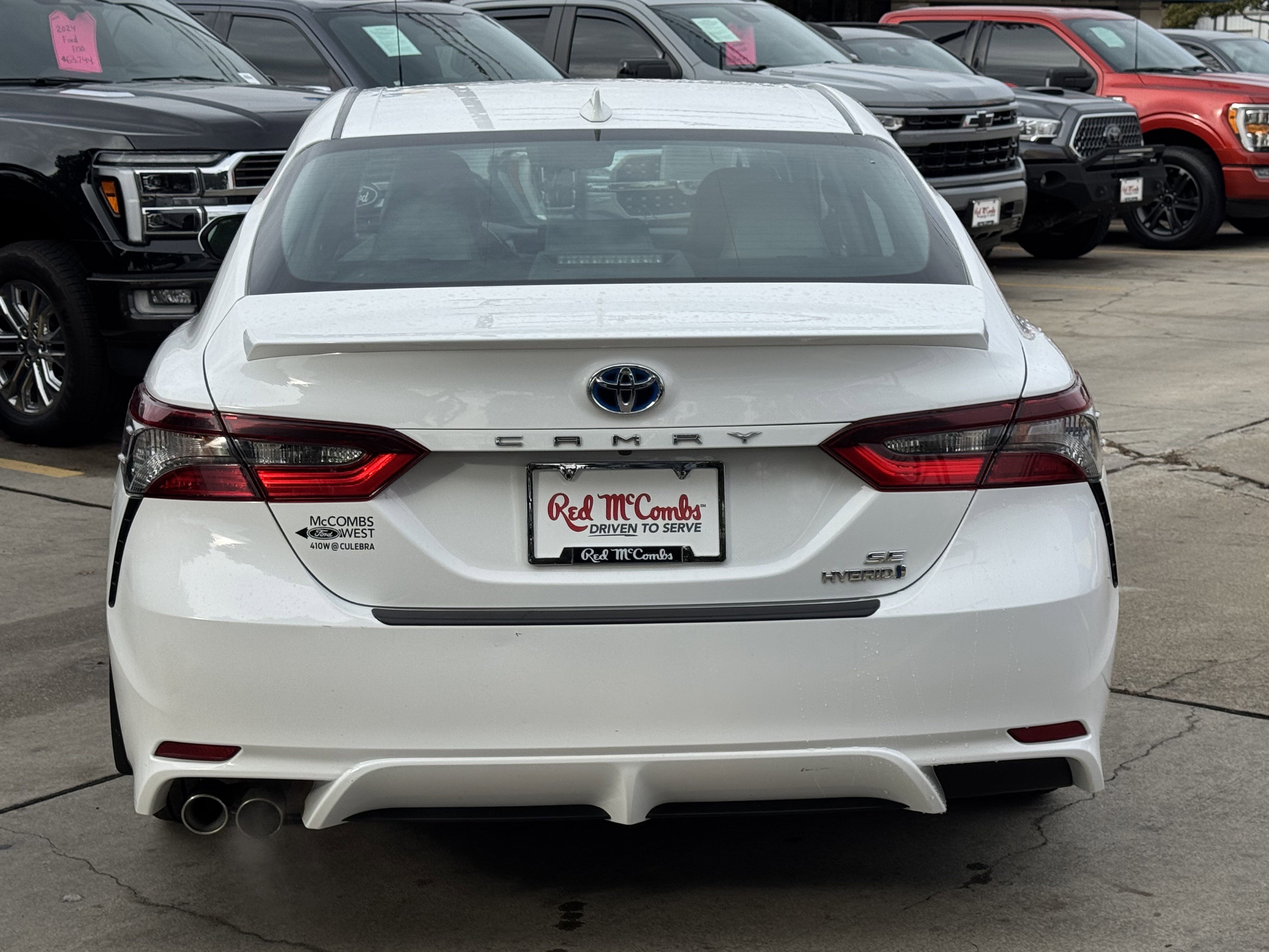 Used 2024 Toyota Camry SE image 6
