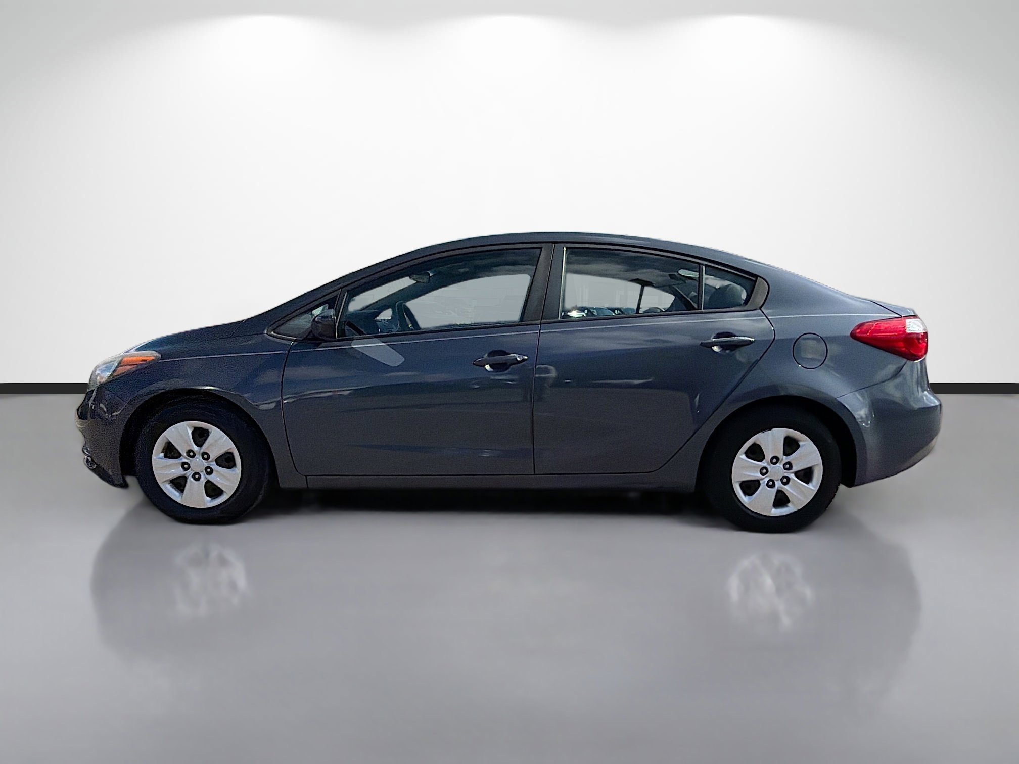 Used 2016 Kia Forte LX image 6
