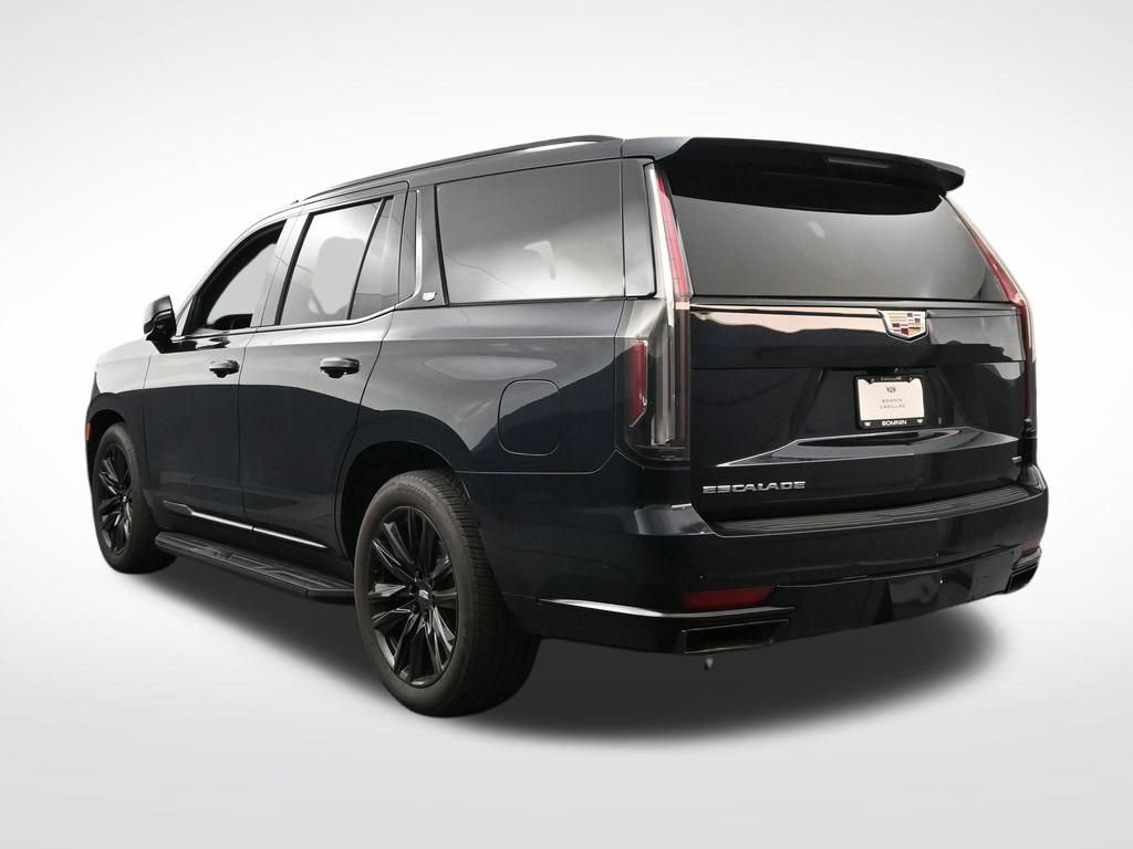 Used 2021 Cadillac Escalade Sport w/ Driver Assist Tech Package AWD/4WD image 3