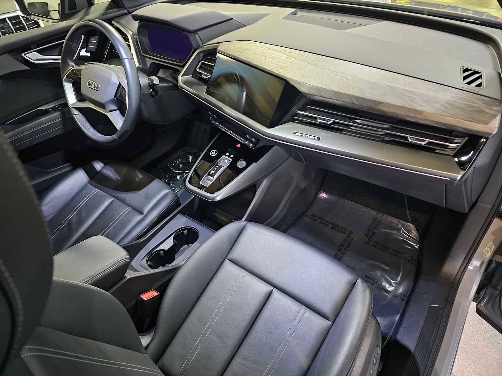 Used 2023 Audi Q4 e-tron Premium Plus image 11