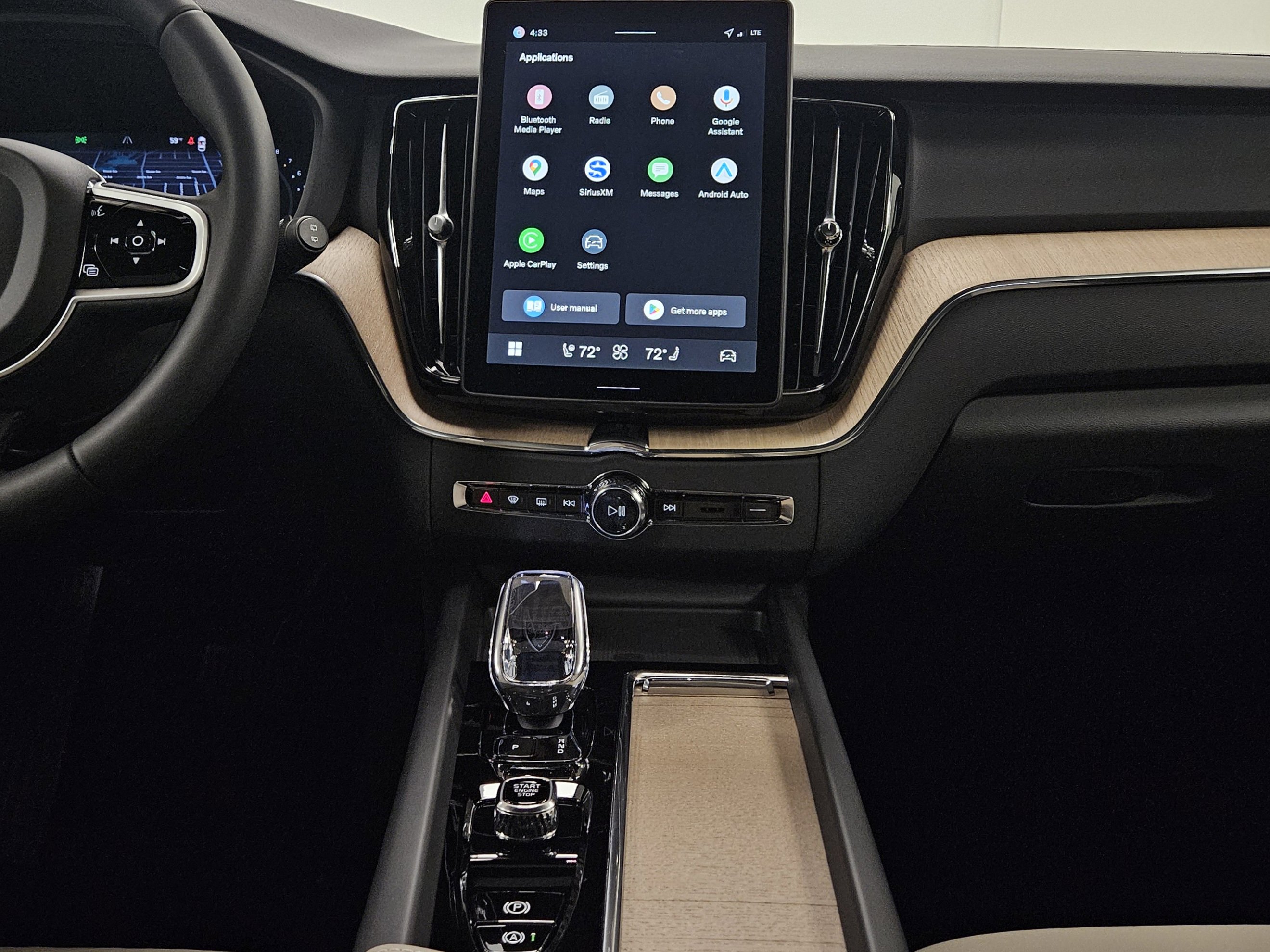 New 2026 Volvo XC60 B5 Plus w/ Climate Package image 16