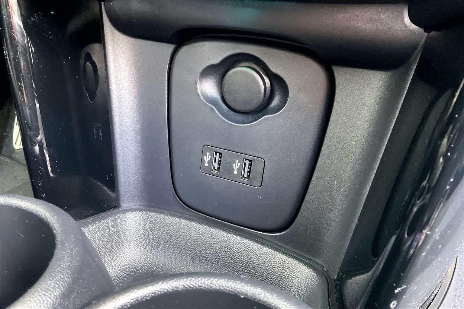Used 2019 MINI Cooper John Cooper Works FWD image 32