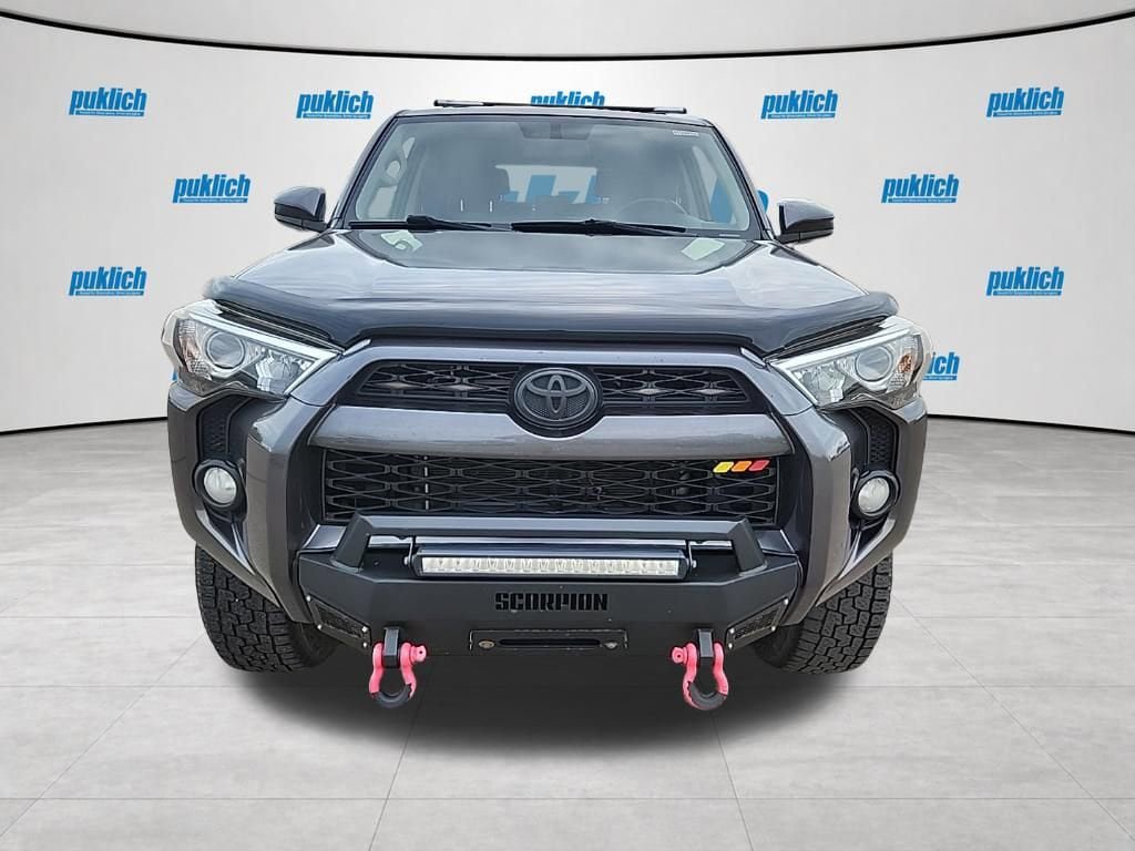 Used 2014 Toyota 4Runner SR5 AWD/4WD image 8