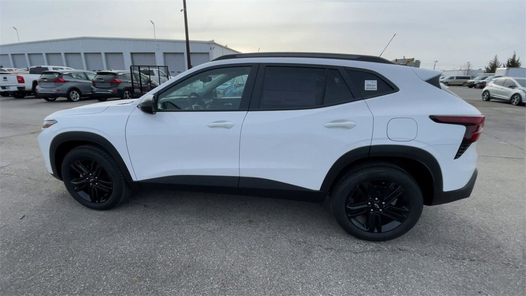 New 2026 Chevrolet Trax ACTIV w/ Sunroof Package image 7