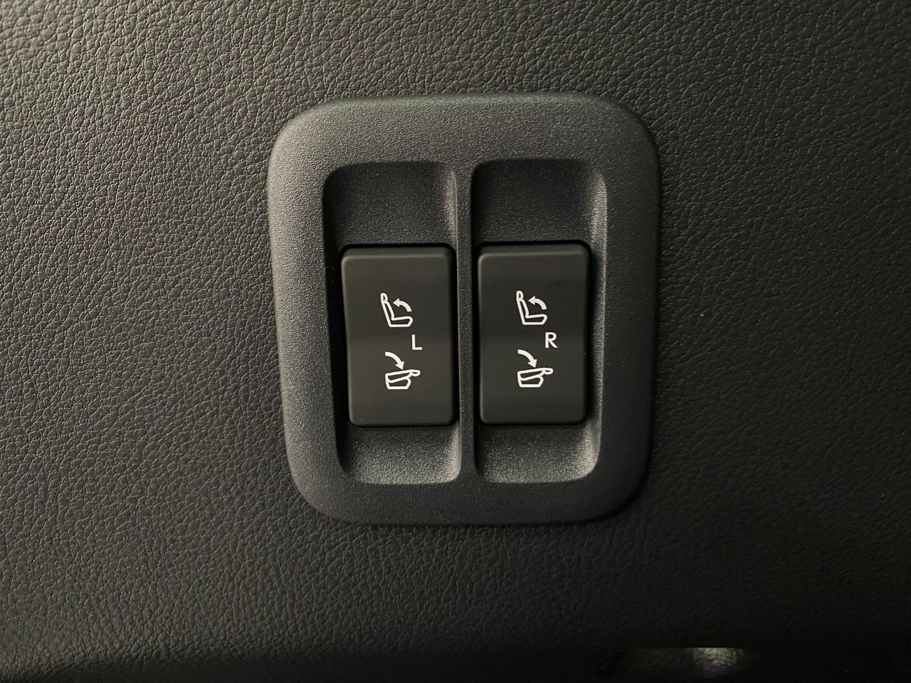 New 2026 Lexus TX 500h AWD image 6