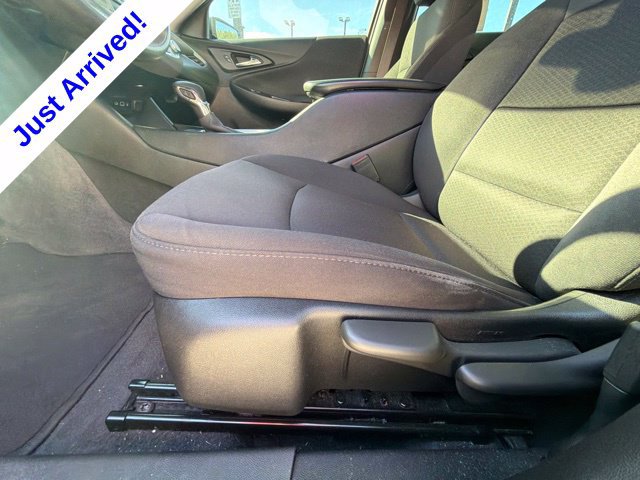 Used 2022 Chevrolet Malibu LS FWD image 36