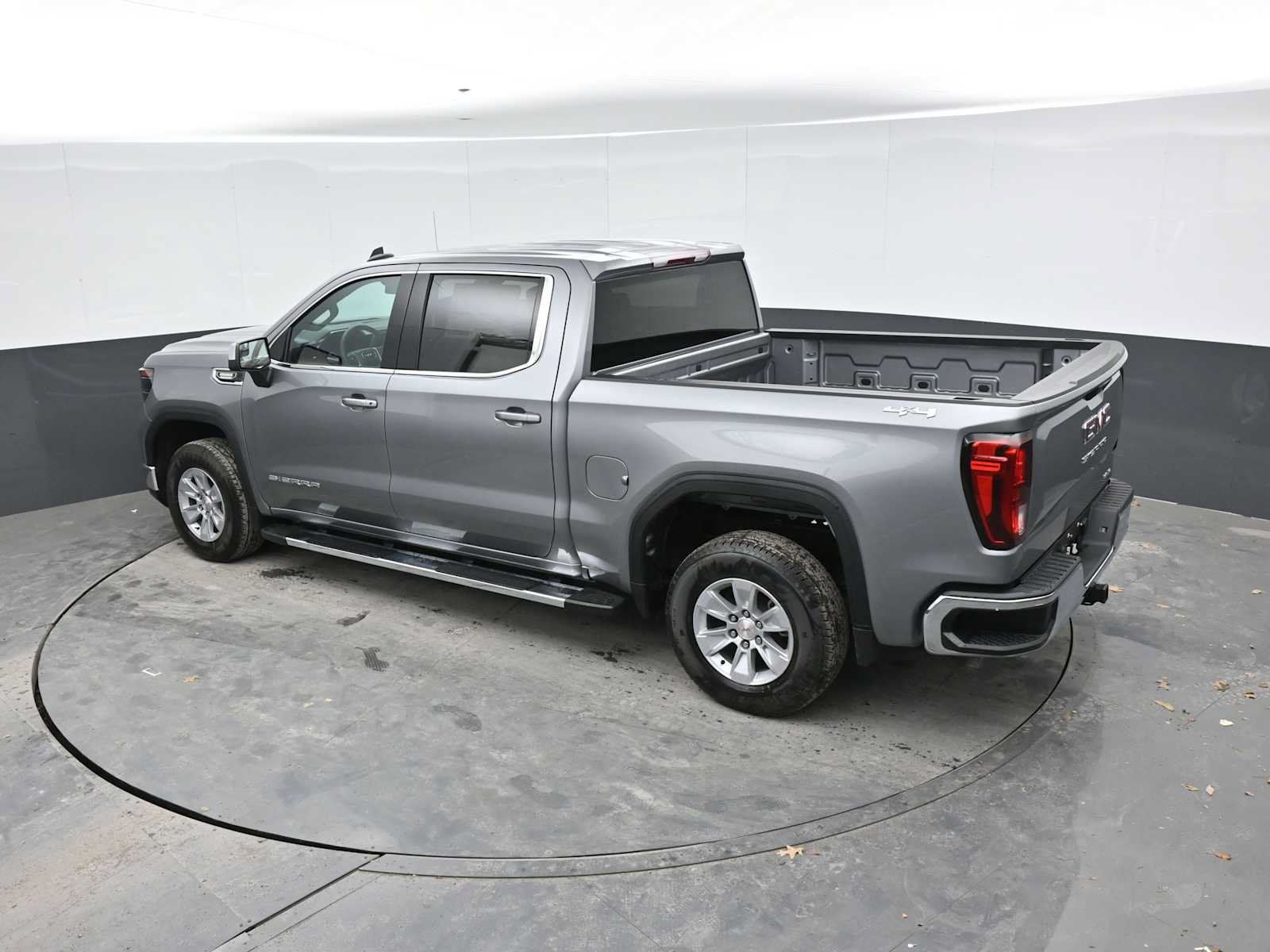 New 2026 GMC Sierra 1500 SLE AWD/4WD image 26