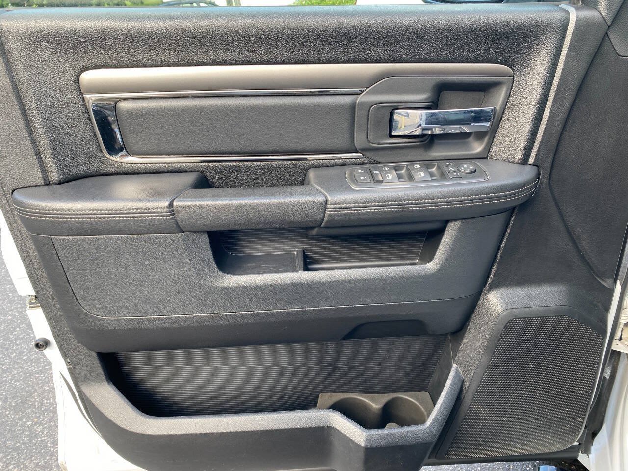 Used 2015 RAM 1500 Sport w/ Sport Premium Group AWD/4WD image 11