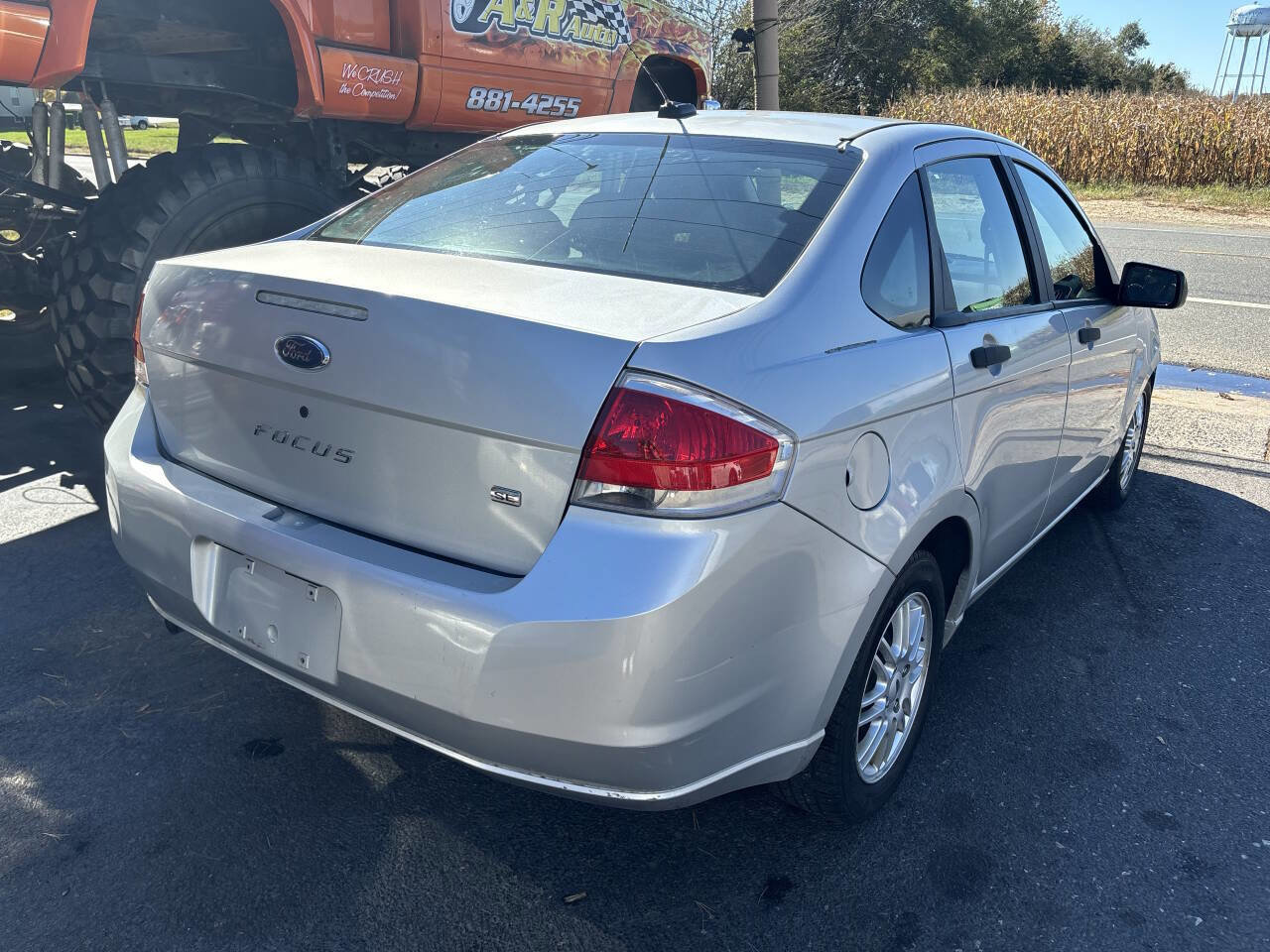 Used 2009 Ford Focus SE image 5