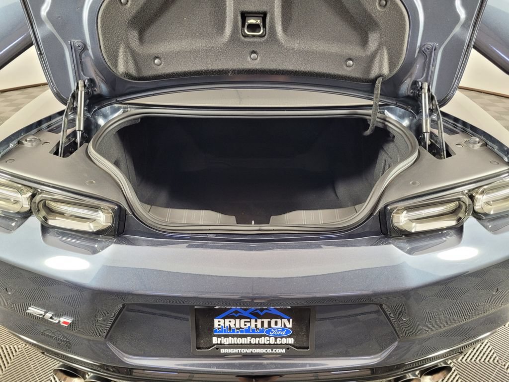 Used 2019 Chevrolet Camaro ZL1 RWD image 21