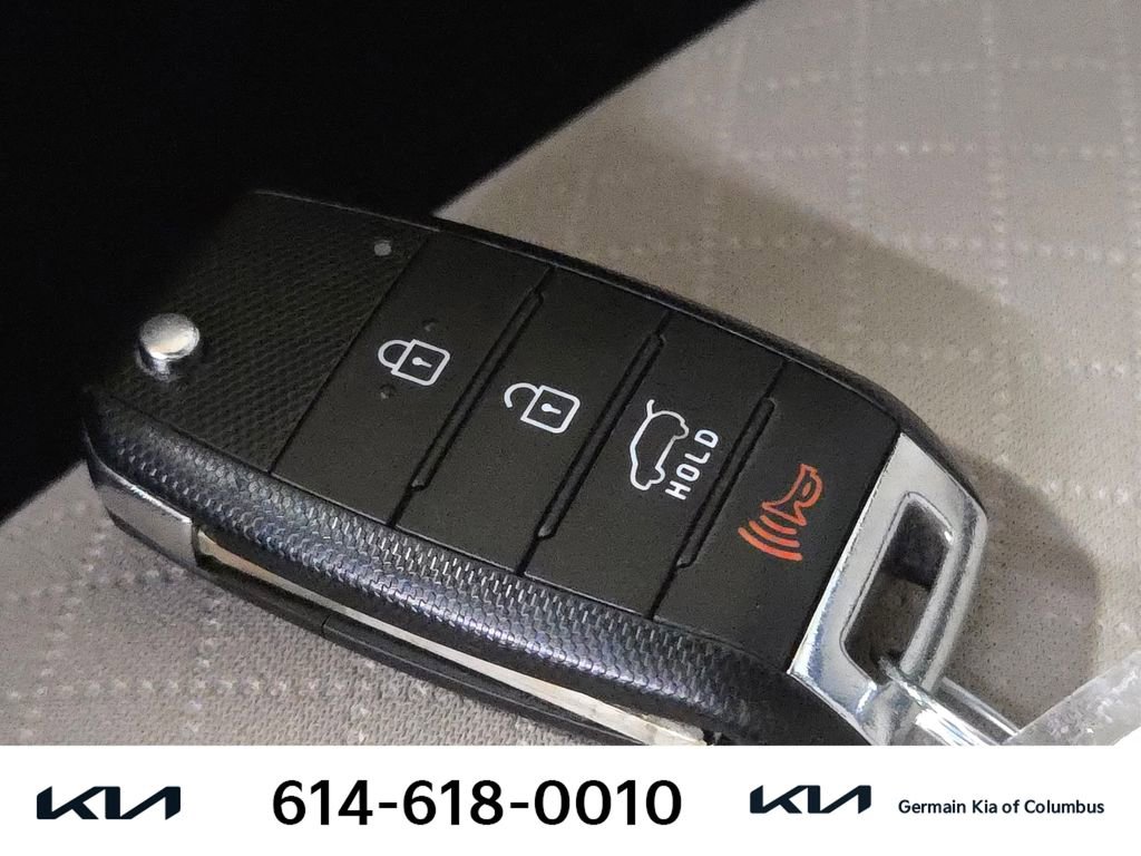 Certified 2019 Kia Sorento LX w/ LX Convenience Package image 34