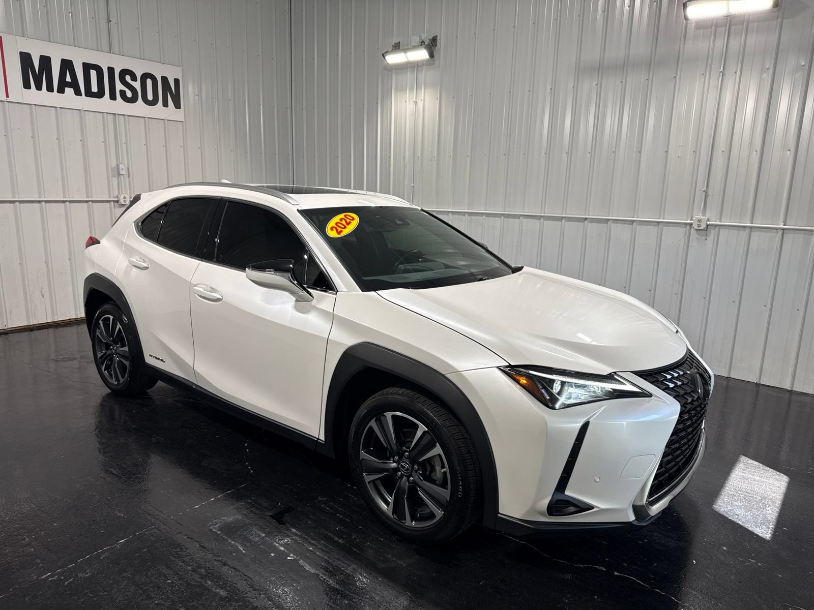 Used 2020 Lexus UX 250h w/ Premium Package AWD/4WD image 6