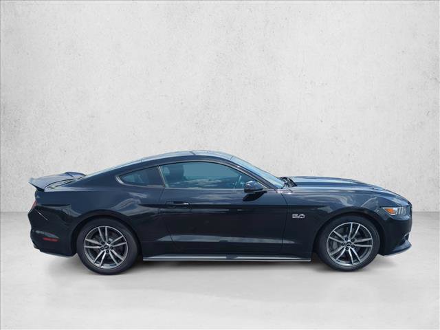 Used 2015 Ford Mustang GT RWD image 4