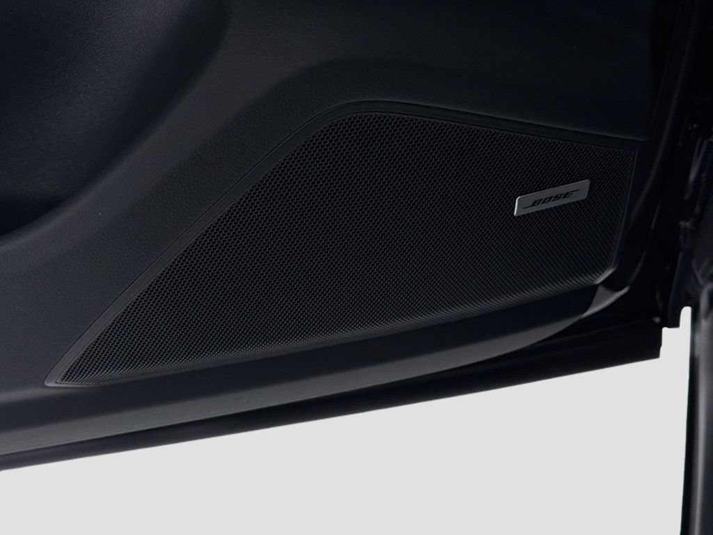 Certified 2025 Porsche Cayenne S AWD/4WD image 13