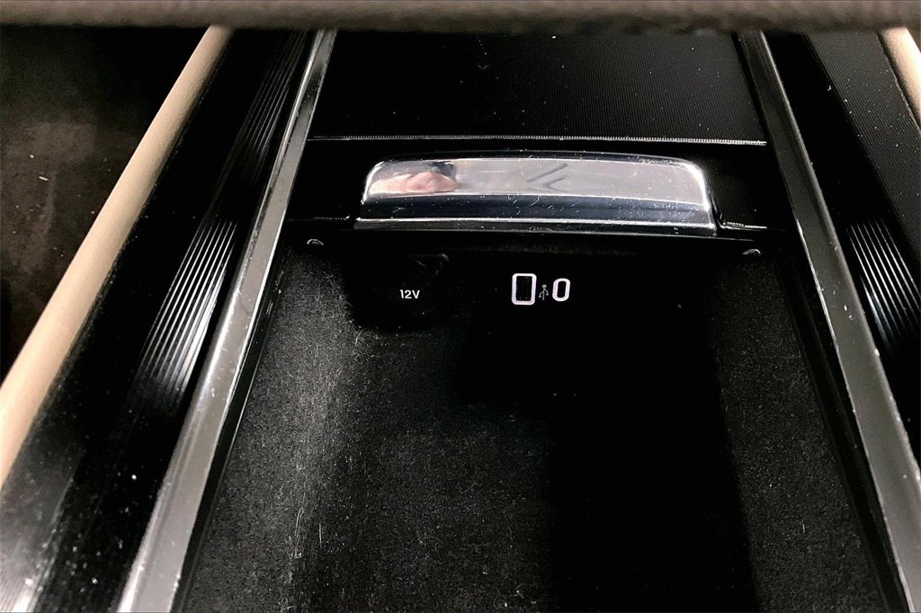 Used 2022 Lincoln Corsair Reserve w/ Equipment Group 201A image 32