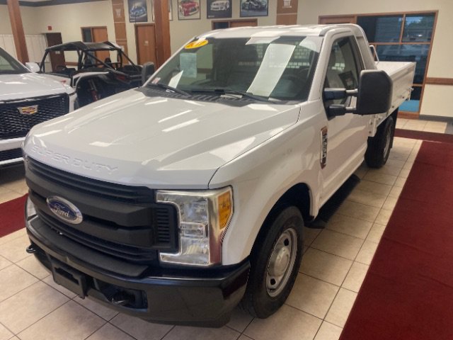 Used 2017 Ford F250 XL RWD image 4