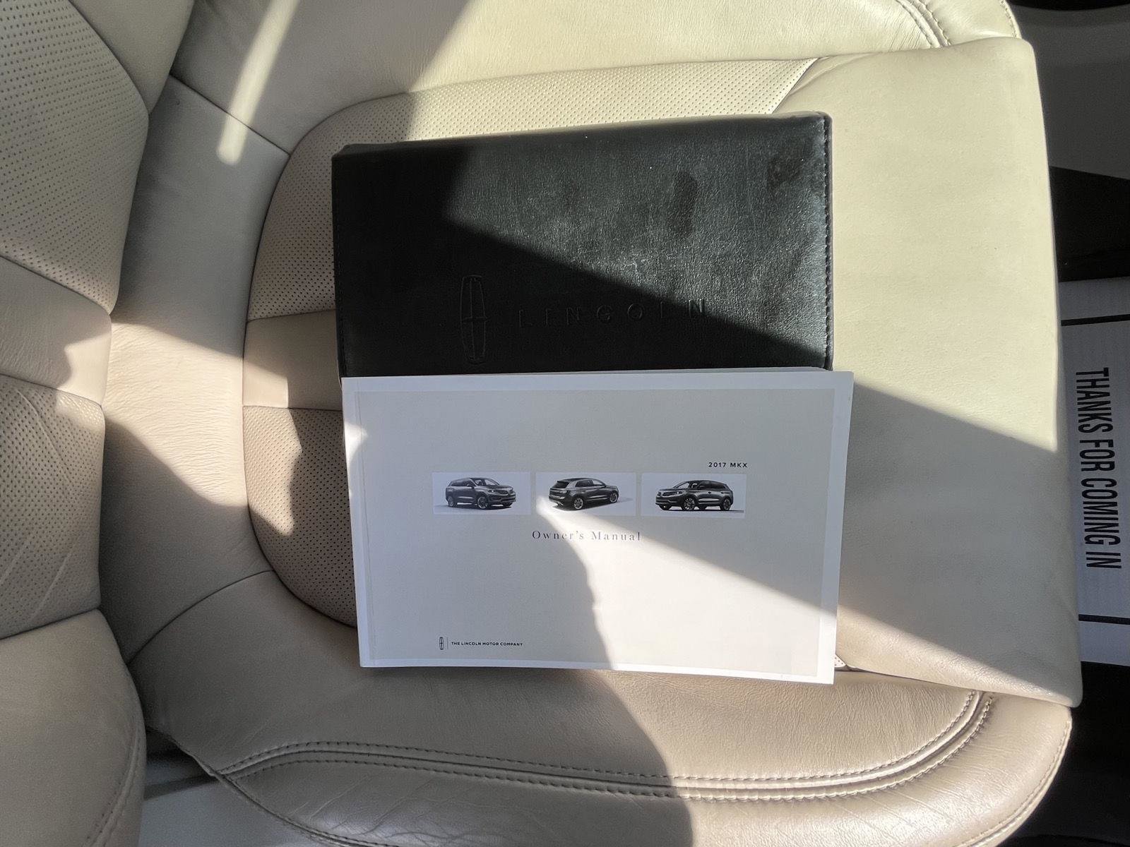 Used 2017 Lincoln MKX Select w/ Select Plus Package image 27