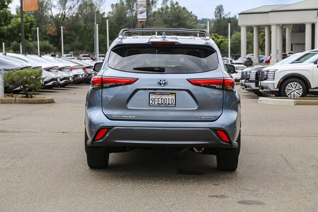 Used 2023 Toyota Highlander Limited AWD/4WD image 4