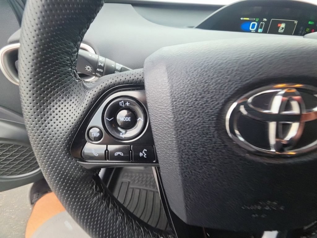 Used 2021 Toyota Prius Prime Limited w/ Carpet Mat Package (TMS) FWD image 18