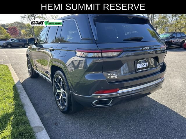 Used 2022 Jeep Grand Cherokee Summit AWD/4WD image 6