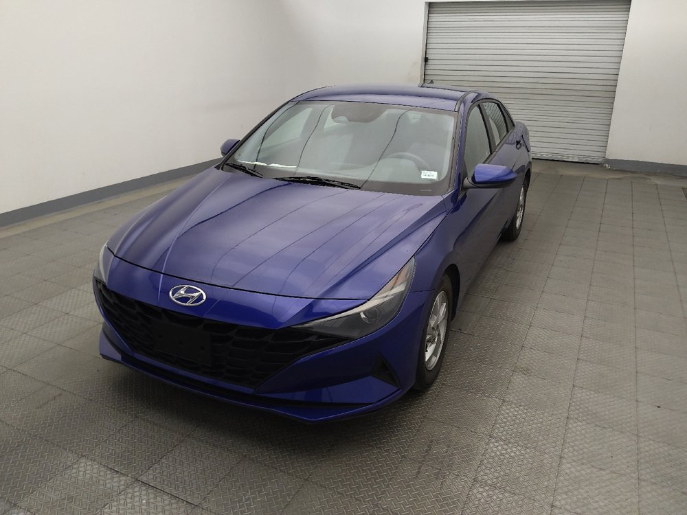Used 2021 Hyundai Elantra SE FWD image 15