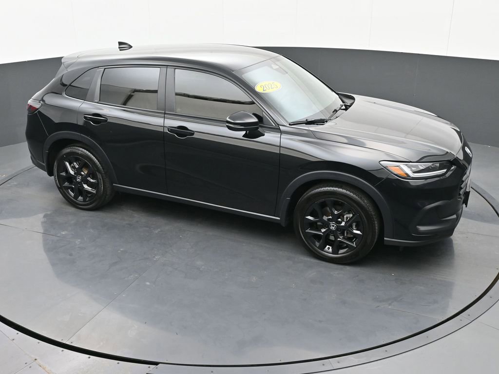 Used 2025 Honda HR-V Sport image 24