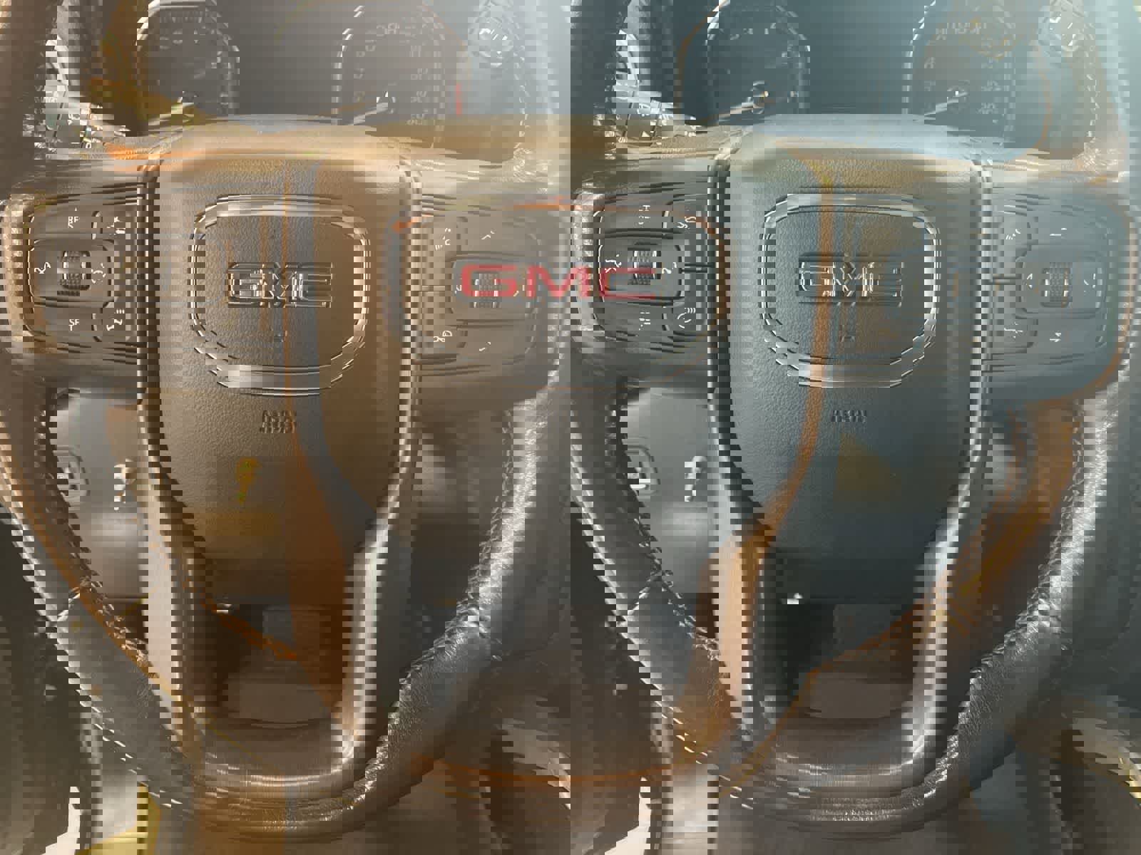 Used 2021 GMC Sierra 2500 AT4 w/ AT4 Preferred Package image 17