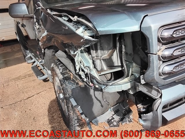 Used 2020 GMC Canyon All Terrain w/ All Terrain X Package AWD/4WD image 16