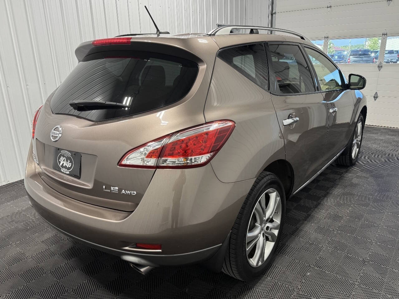Used 2014 Nissan Murano LE AWD/4WD image 3