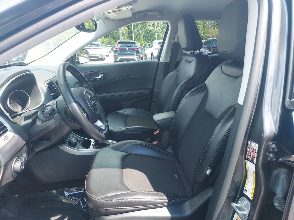 Used 2021 Jeep Compass Latitude w/ Convenience Group AWD/4WD image 27
