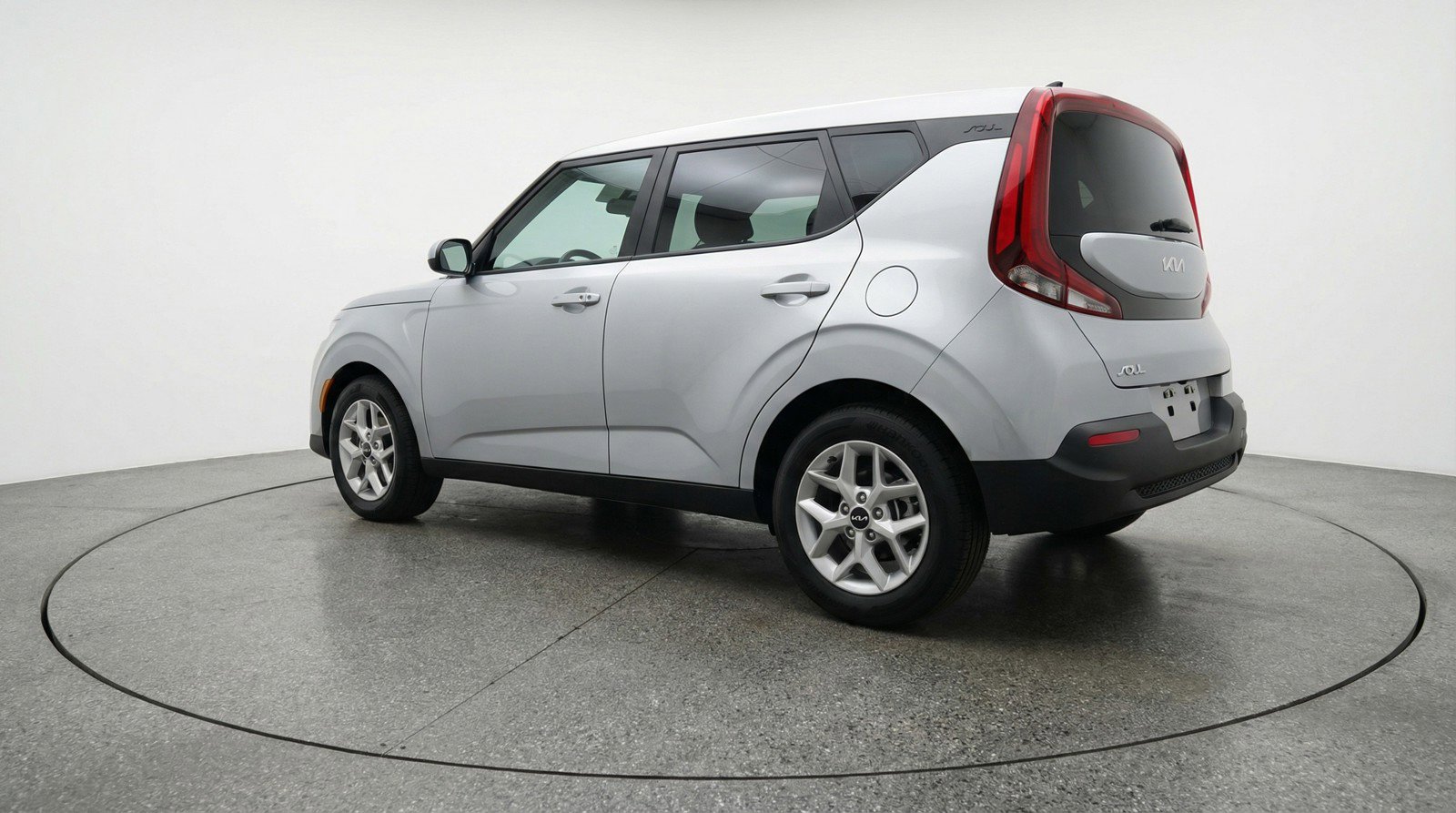 Used 2025 Kia Soul LX w/ LX Technology Package FWD image 6