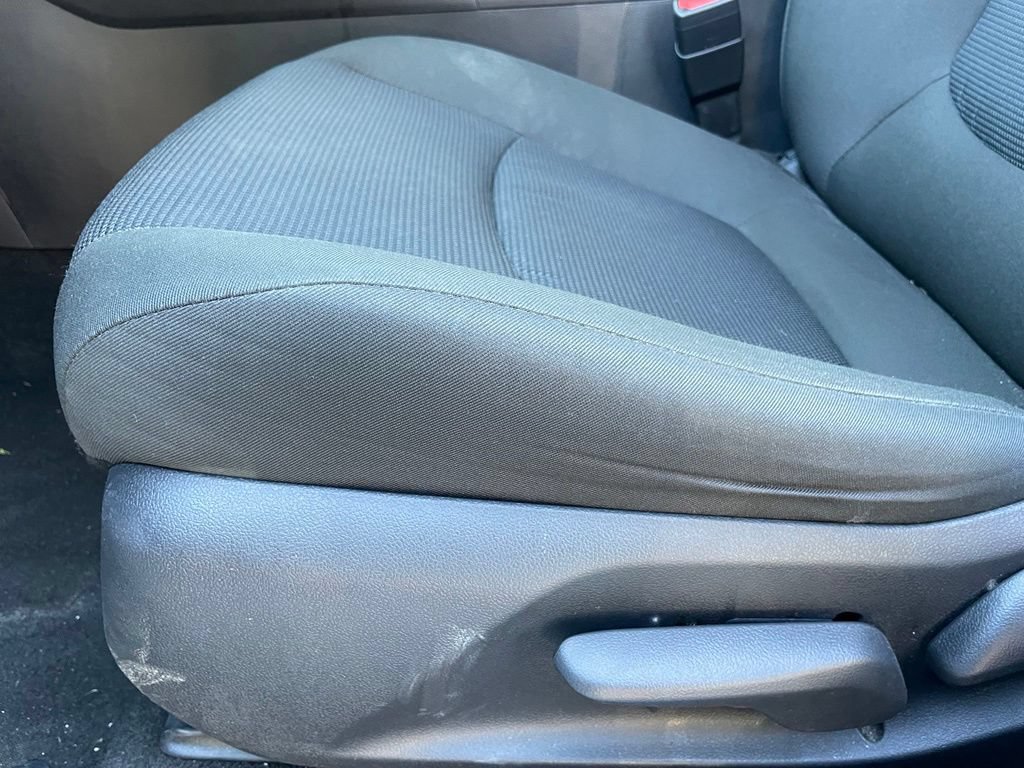 Used 2025 Toyota RAV4 LE FWD image 11