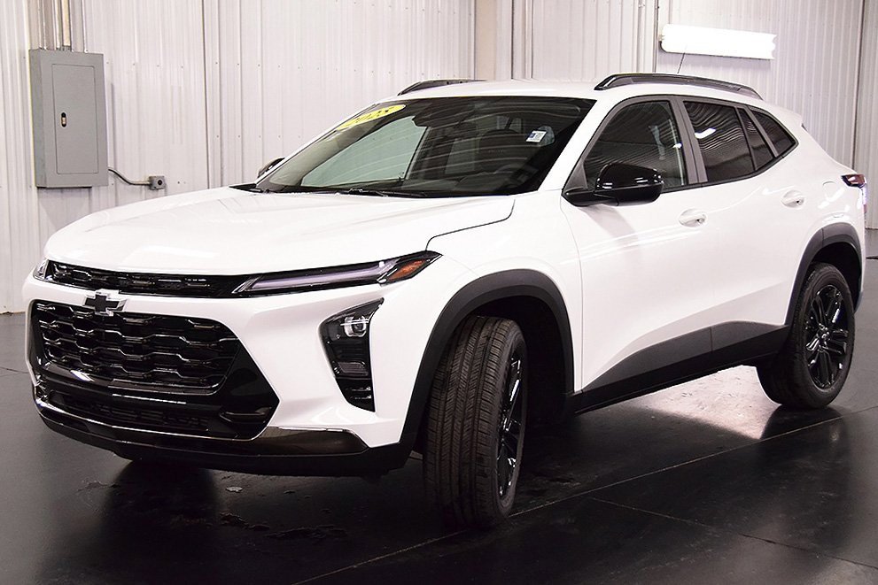 New 2025 Chevrolet Trax ACTIV image 3