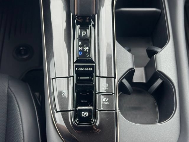 New 2026 Toyota Crown Signia AWD/4WD image 38