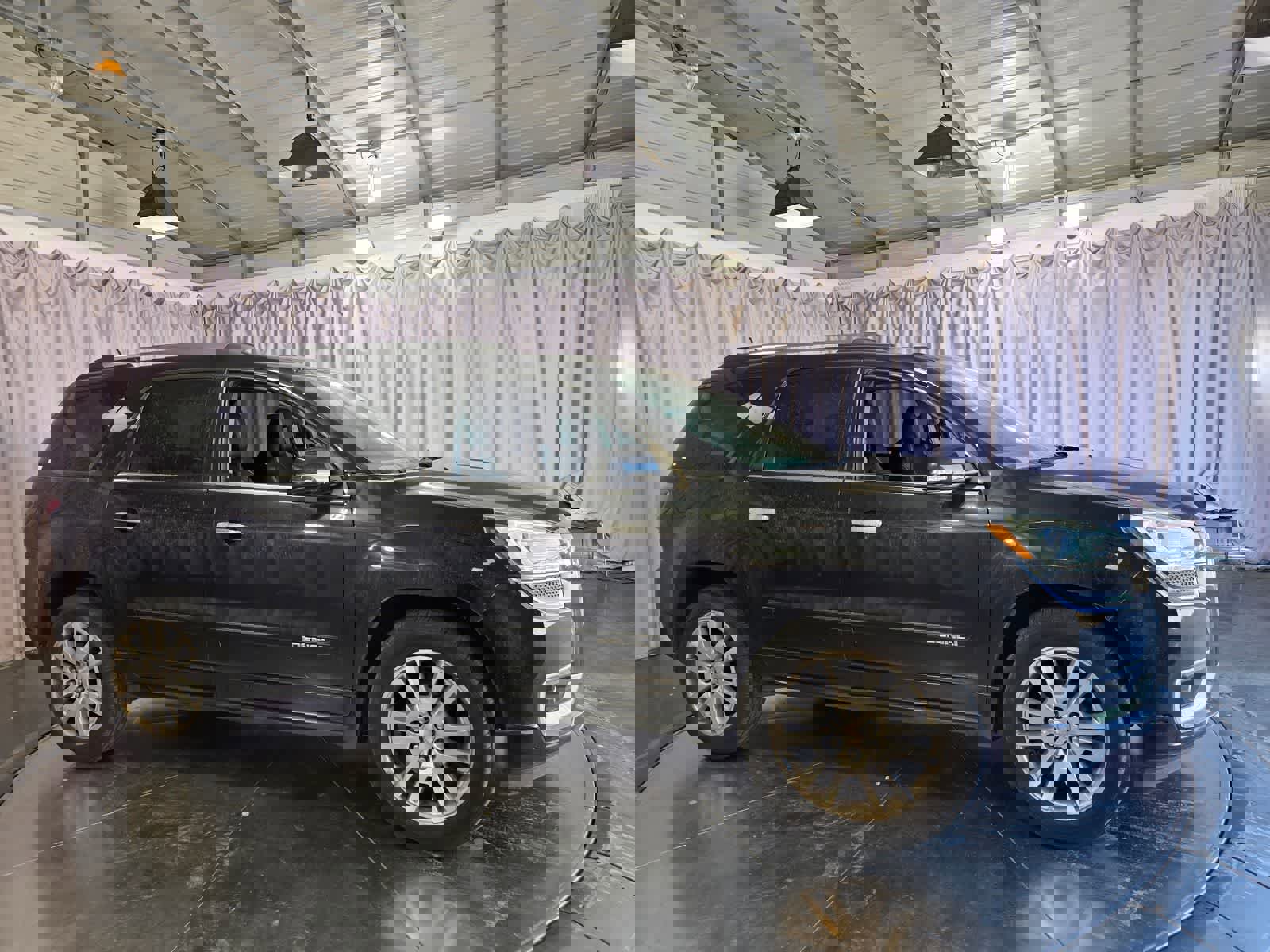 Used 2016 GMC Acadia Denali image 5