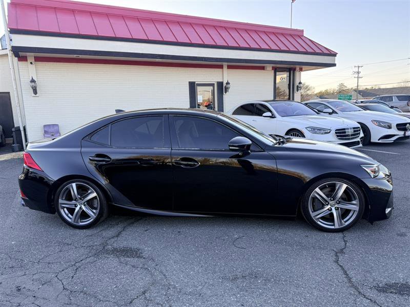 Used 2018 Lexus IS 300 w/ Comfort Package image 4