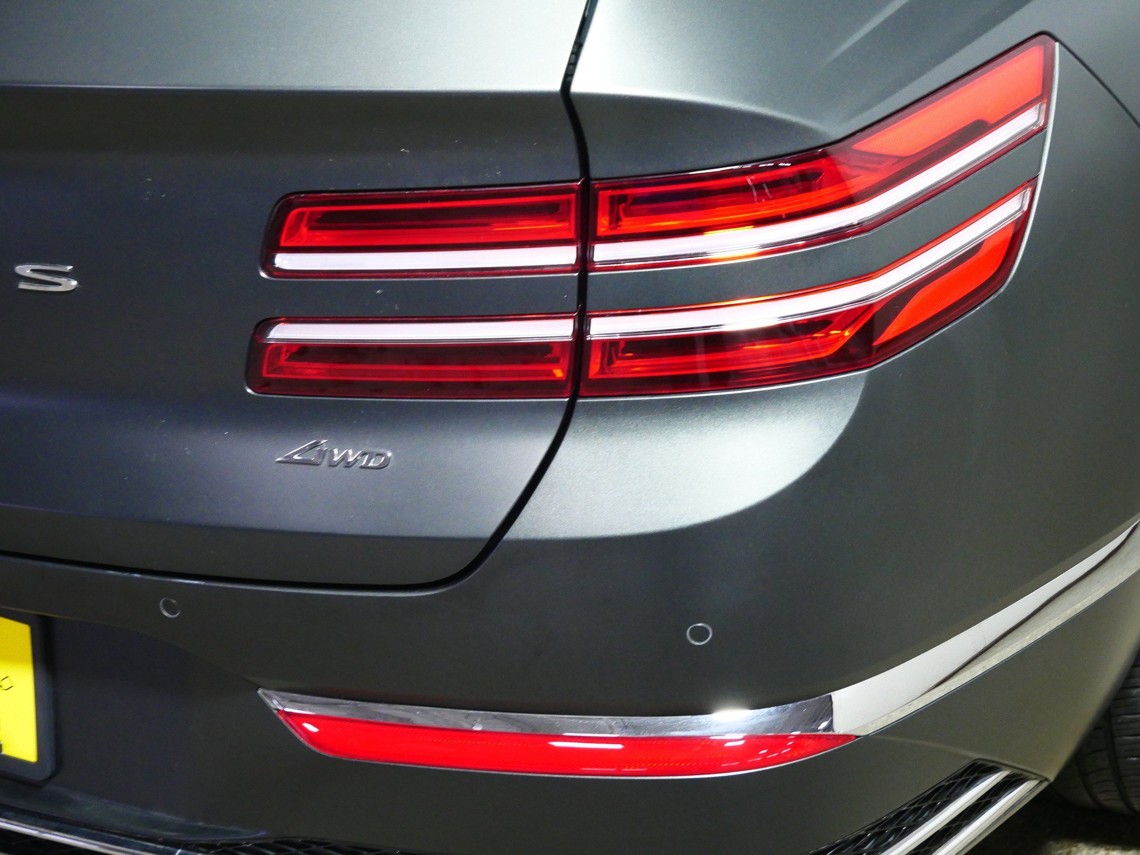 Used 2025 Genesis GV80 2.5T Standard image 17