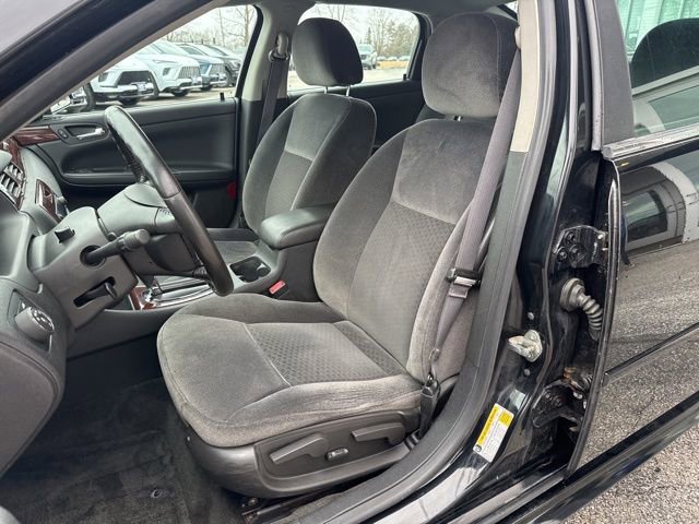 Used 2011 Chevrolet Impala LT image 14
