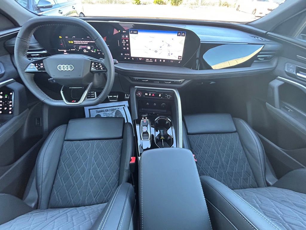 Used 2025 Audi SQ5 Premium Plus w/ Premium Plus Package image 67