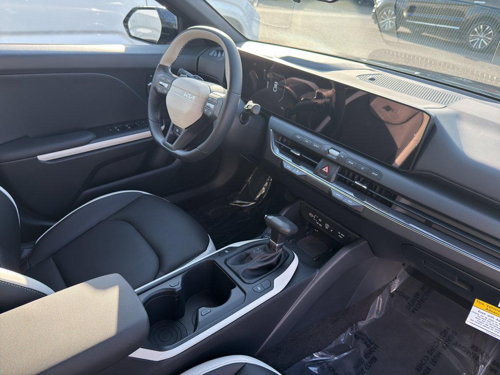 New 2025 Kia K4 GT-Line image 21