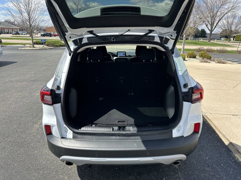 Used 2023 Ford Escape Active image 18
